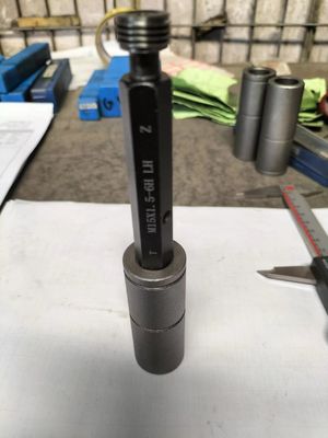 قوة الشد العالية عقدة القابلات أنواع القابلات سهولة التثبيت لتعزيز القضبان